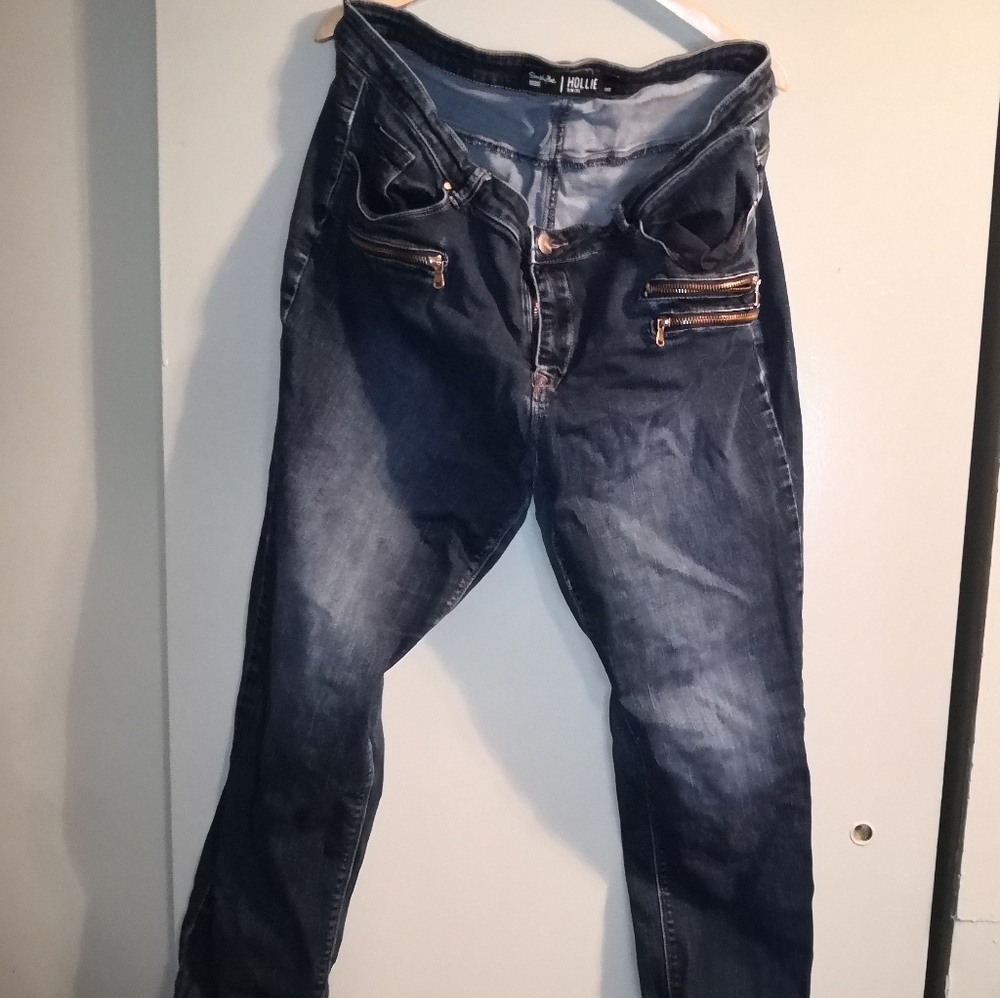 Plus Size Skinny Jeans